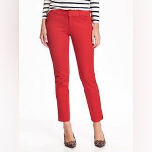 Old Navy Mid Rise Pixie Chino Pants